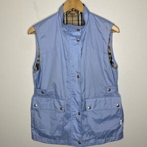 Burberry vest women’s blue small front snap pockets